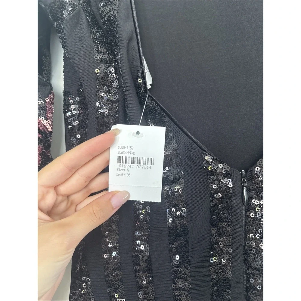 Black dress with black and pink sequins Size S